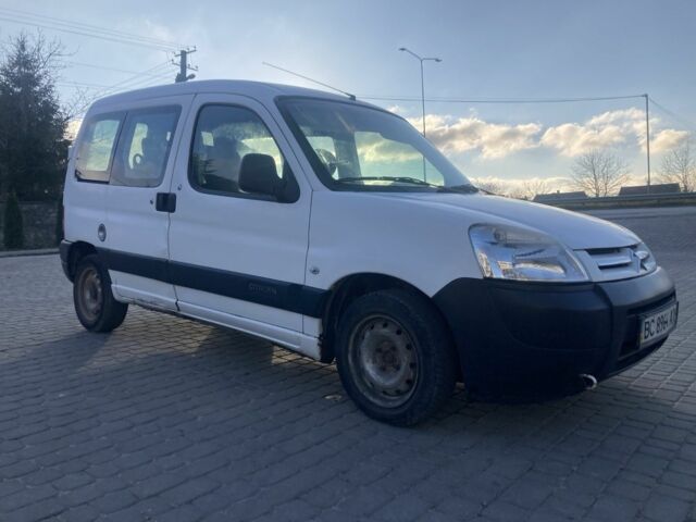 Белый Ситроен Берлинго, объемом двигателя 1.6 л и пробегом 297 тыс. км за 2300 $, фото 5 на Automoto.ua