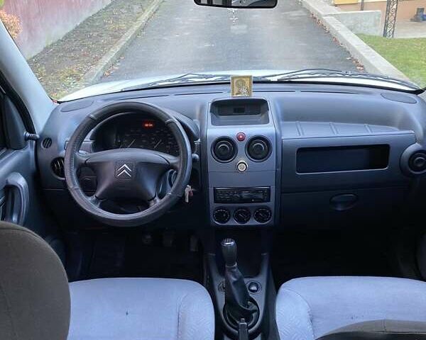 Белый Ситроен Берлинго, объемом двигателя 1.6 л и пробегом 182 тыс. км за 3350 $, фото 11 на Automoto.ua