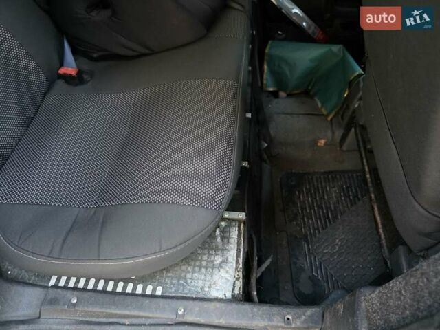 Білий Сітроен Берлінго, об'ємом двигуна 1.56 л та пробігом 294 тис. км за 2900 $, фото 12 на Automoto.ua