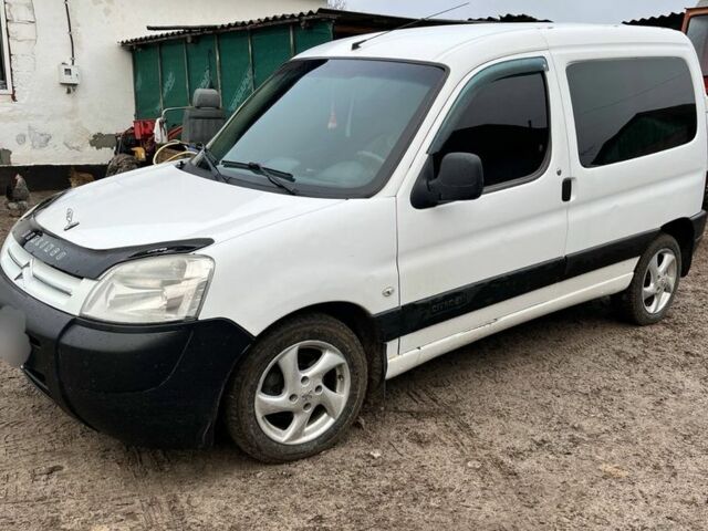 Белый Ситроен Берлинго, объемом двигателя 1.9 л и пробегом 3 тыс. км за 2400 $, фото 1 на Automoto.ua