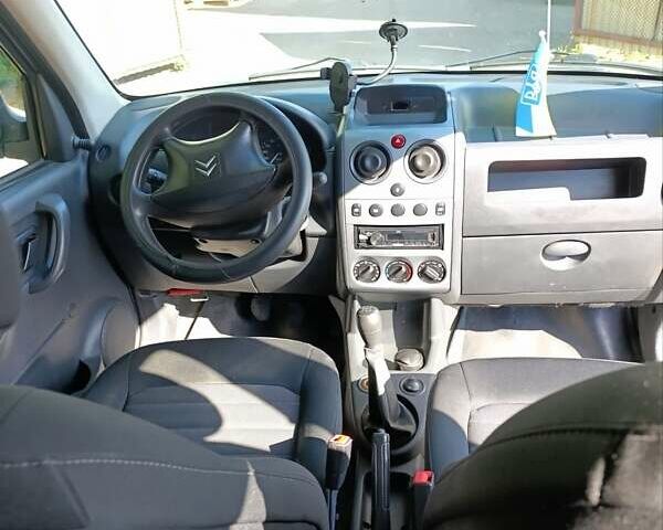 Белый Ситроен Берлинго, объемом двигателя 1.56 л и пробегом 364 тыс. км за 4100 $, фото 13 на Automoto.ua