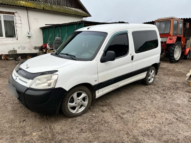Белый Ситроен Берлинго, объемом двигателя 1.9 л и пробегом 3 тыс. км за 2400 $, фото 2 на Automoto.ua