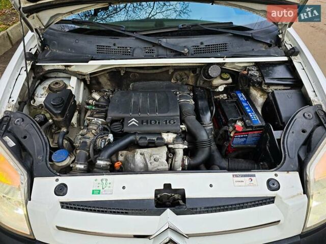 Белый Ситроен Берлинго, объемом двигателя 1.6 л и пробегом 260 тыс. км за 3300 $, фото 20 на Automoto.ua