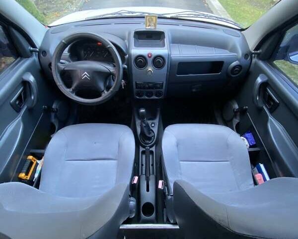 Белый Ситроен Берлинго, объемом двигателя 1.6 л и пробегом 182 тыс. км за 3350 $, фото 13 на Automoto.ua