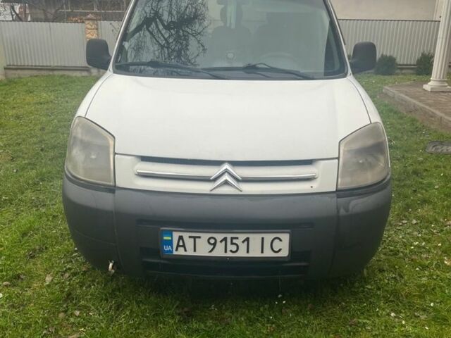 Білий Сітроен Берлінго, об'ємом двигуна 1.6 л та пробігом 321 тис. км за 4150 $, фото 3 на Automoto.ua