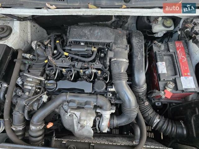 Білий Сітроен Берлінго, об'ємом двигуна 1.56 л та пробігом 294 тис. км за 2900 $, фото 17 на Automoto.ua