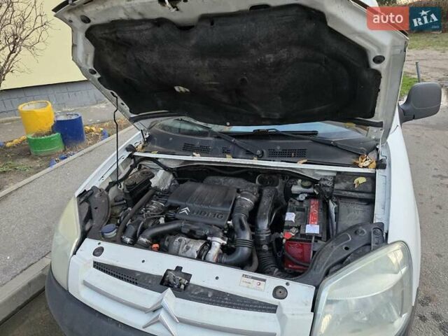 Білий Сітроен Берлінго, об'ємом двигуна 1.56 л та пробігом 294 тис. км за 2900 $, фото 21 на Automoto.ua