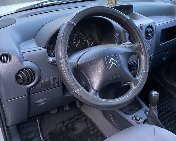 Белый Ситроен Берлинго, объемом двигателя 1.6 л и пробегом 182 тыс. км за 3350 $, фото 7 на Automoto.ua