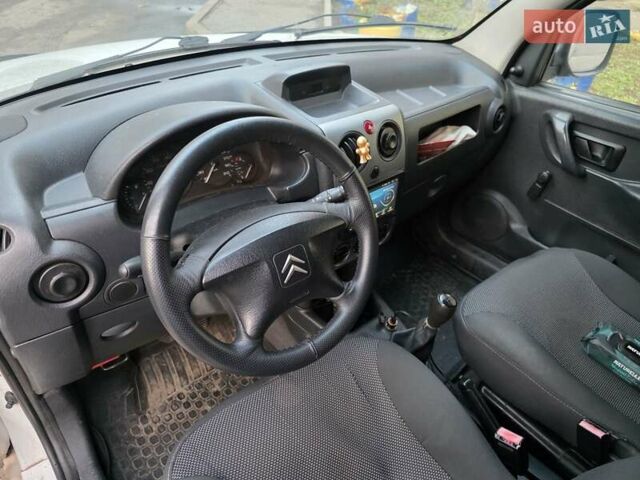 Білий Сітроен Берлінго, об'ємом двигуна 1.56 л та пробігом 294 тис. км за 2900 $, фото 9 на Automoto.ua