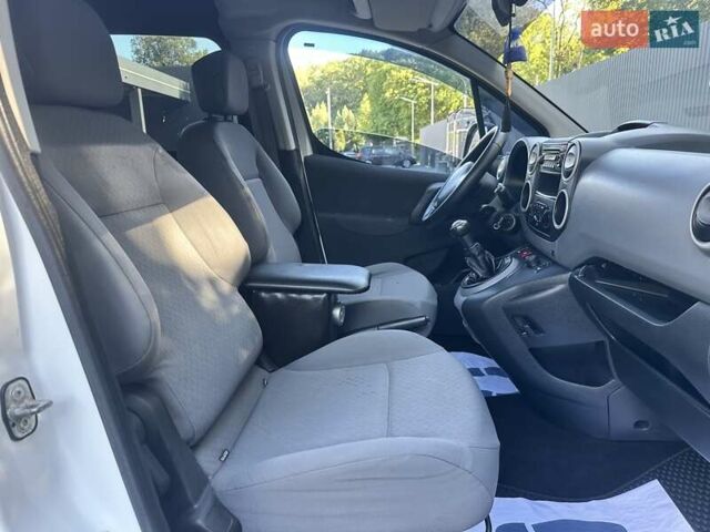 Белый Ситроен Берлинго, объемом двигателя 1.56 л и пробегом 263 тыс. км за 5690 $, фото 53 на Automoto.ua