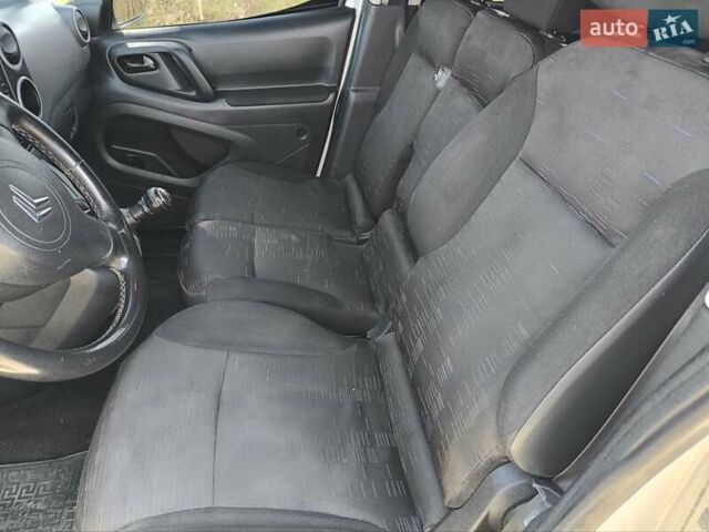 Білий Сітроен Берлінго, об'ємом двигуна 1.6 л та пробігом 280 тис. км за 5800 $, фото 3 на Automoto.ua