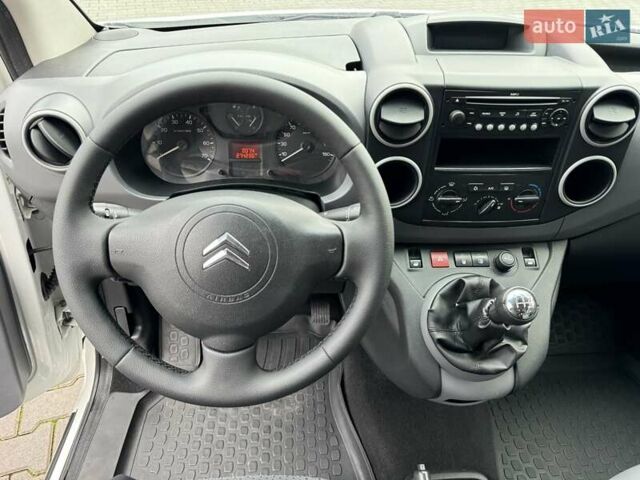 Белый Ситроен Берлинго, объемом двигателя 1.6 л и пробегом 274 тыс. км за 5750 $, фото 16 на Automoto.ua