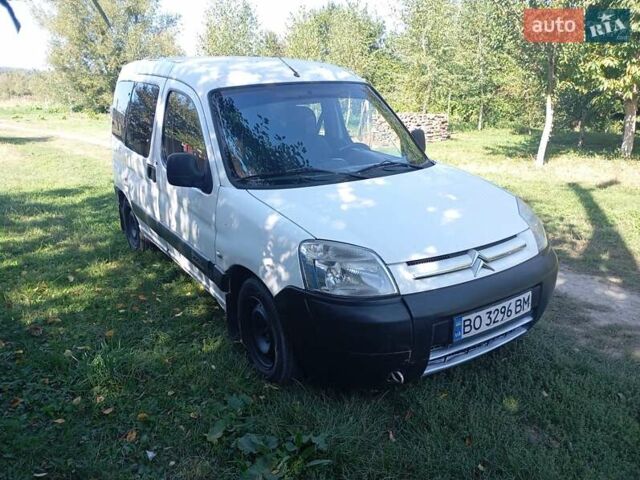 Білий Сітроен Берлінго, об'ємом двигуна 1.87 л та пробігом 245 тис. км за 2950 $, фото 9 на Automoto.ua