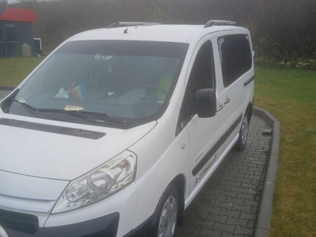 Білий Сітроен Берлінго, об'ємом двигуна 1.6 л та пробігом 370 тис. км за 5700 $, фото 1 на Automoto.ua