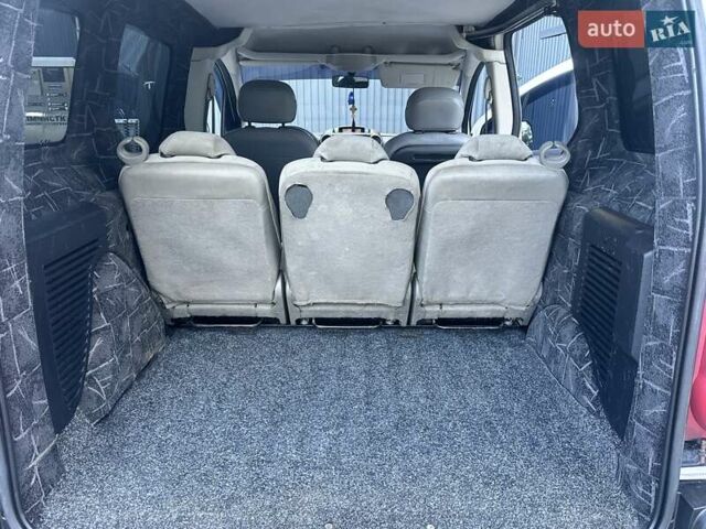 Белый Ситроен Берлинго, объемом двигателя 1.56 л и пробегом 263 тыс. км за 5690 $, фото 70 на Automoto.ua