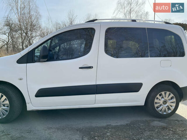 Білий Сітроен Берлінго, об'ємом двигуна 1.56 л та пробігом 254 тис. км за 5700 $, фото 5 на Automoto.ua