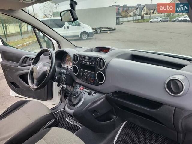 Белый Ситроен Берлинго, объемом двигателя 1.6 л и пробегом 237 тыс. км за 5999 $, фото 32 на Automoto.ua