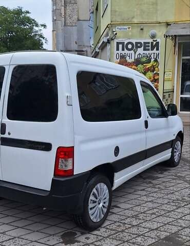 Білий Сітроен Берлінго, об'ємом двигуна 1.9 л та пробігом 103 тис. км за 4300 $, фото 5 на Automoto.ua