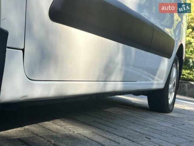 Белый Ситроен Берлинго, объемом двигателя 1.56 л и пробегом 263 тыс. км за 5690 $, фото 31 на Automoto.ua