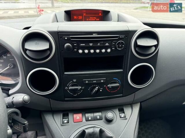 Белый Ситроен Берлинго, объемом двигателя 1.6 л и пробегом 274 тыс. км за 5750 $, фото 14 на Automoto.ua