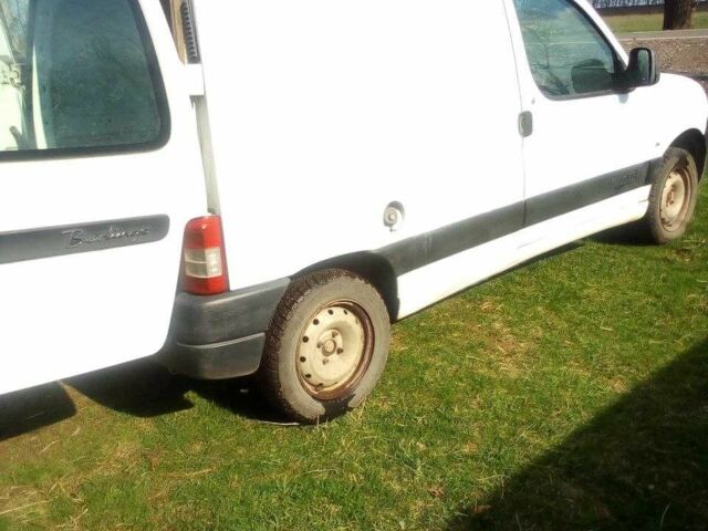 Білий Сітроен Берлінго, об'ємом двигуна 0 л та пробігом 200 тис. км за 1800 $, фото 1 на Automoto.ua