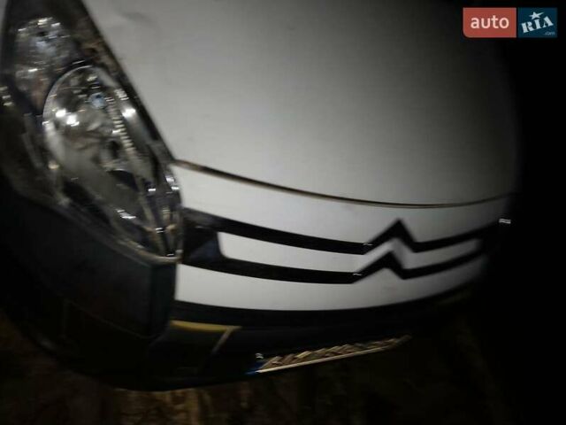 Сітроен Берлінго 2008 у Житомирі на Automoto.ua Білий Сітроен Берлінго, об'ємом двигуна 1.6 л та пробігом 250 тис. км за 2500 $, фото 2 на Automoto.ua