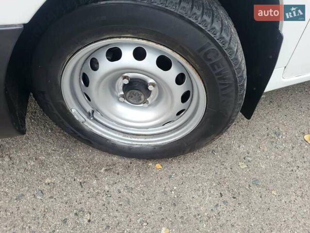 Белый Ситроен Берлинго, объемом двигателя 1.6 л и пробегом 237 тыс. км за 5999 $, фото 87 на Automoto.ua