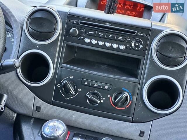 Белый Ситроен Берлинго, объемом двигателя 1.56 л и пробегом 263 тыс. км за 5690 $, фото 71 на Automoto.ua