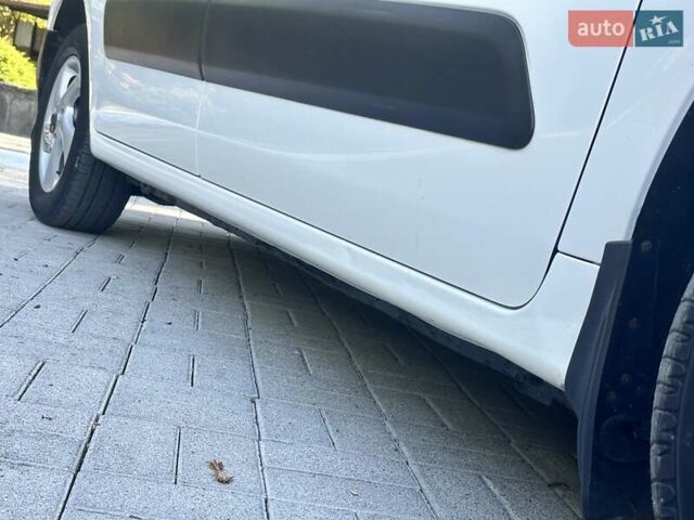 Белый Ситроен Берлинго, объемом двигателя 1.56 л и пробегом 263 тыс. км за 5690 $, фото 32 на Automoto.ua