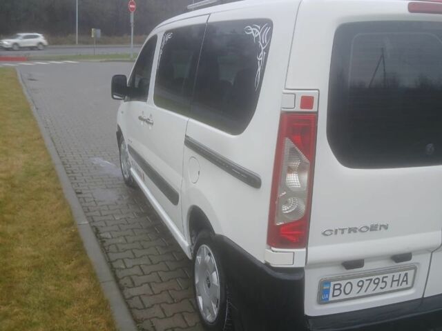 Білий Сітроен Берлінго, об'ємом двигуна 1.6 л та пробігом 370 тис. км за 5700 $, фото 6 на Automoto.ua