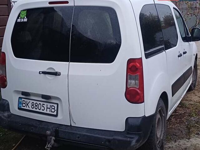 Ситроен Берлинго 2009 в Вараш (Кузнецовск) на Automoto.ua Белый Ситроен Берлинго, объемом двигателя 1.56 л и пробегом 257 тыс. км за 4850 $, фото 1 на Automoto.ua