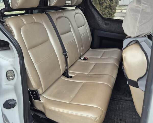 Белый Ситроен Берлинго, объемом двигателя 1.56 л и пробегом 205 тыс. км за 5700 $, фото 6 на Automoto.ua