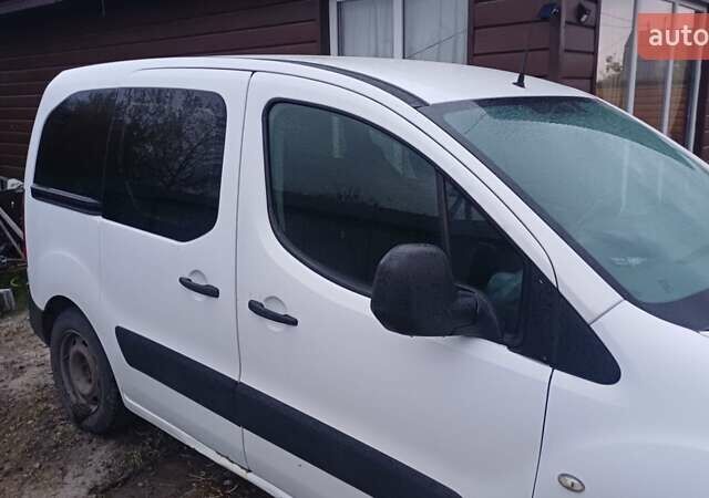 Ситроен Берлинго 2009 в Вараш (Кузнецовск) на Automoto.ua Белый Ситроен Берлинго, объемом двигателя 1.56 л и пробегом 257 тыс. км за 4850 $, фото 6 на Automoto.ua