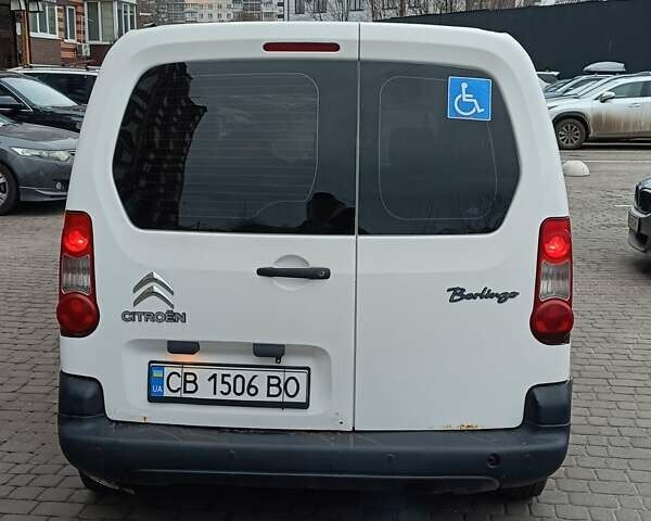 Белый Ситроен Берлинго, объемом двигателя 1.6 л и пробегом 290 тыс. км за 3750 $, фото 5 на Automoto.ua