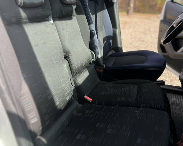 Белый Ситроен Берлинго, объемом двигателя 1.6 л и пробегом 237 тыс. км за 7500 $, фото 35 на Automoto.ua