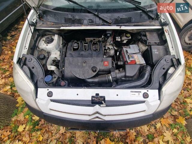 Белый Ситроен Берлинго, объемом двигателя 1.9 л и пробегом 353 тыс. км за 4000 $, фото 6 на Automoto.ua