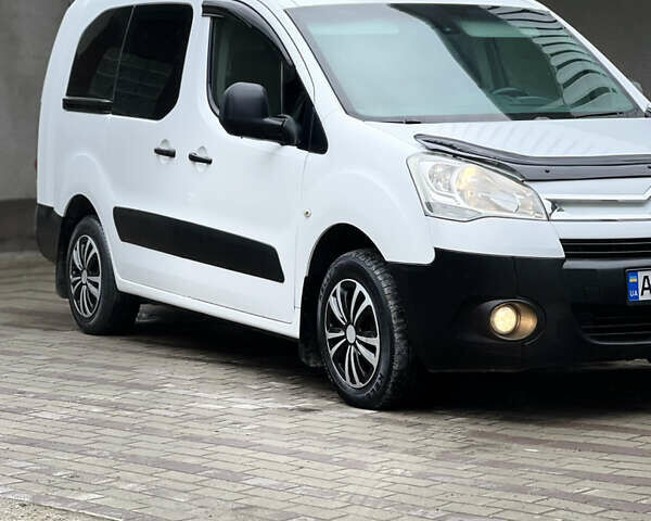 Белый Ситроен Берлинго, объемом двигателя 1.6 л и пробегом 237 тыс. км за 7500 $, фото 17 на Automoto.ua