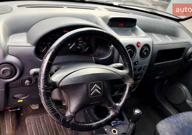 Ситроен Берлинго 2010 в Дрогобыче на Automoto.ua Белый Ситроен Берлинго, объемом двигателя 1.4 л и пробегом 158 тыс. км за 4150 $, фото 7 на Automoto.ua
