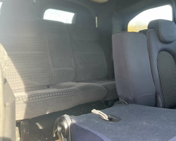 Белый Ситроен Берлинго, объемом двигателя 1.6 л и пробегом 237 тыс. км за 7500 $, фото 34 на Automoto.ua