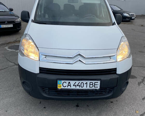 Білий Сітроен Берлінго, об'ємом двигуна 1.6 л та пробігом 224 тис. км за 6400 $, фото 2 на Automoto.ua