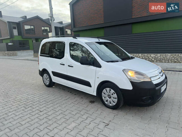 Белый Ситроен Берлинго, объемом двигателя 1.56 л и пробегом 260 тыс. км за 5350 $, фото 4 на Automoto.ua