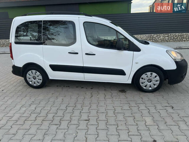 Белый Ситроен Берлинго, объемом двигателя 1.56 л и пробегом 260 тыс. км за 5350 $, фото 5 на Automoto.ua