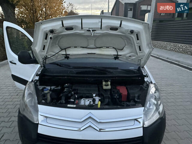 Белый Ситроен Берлинго, объемом двигателя 1.56 л и пробегом 260 тыс. км за 5350 $, фото 22 на Automoto.ua