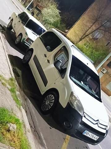 Білий Сітроен Берлінго, об'ємом двигуна 1.6 л та пробігом 270 тис. км за 6500 $, фото 1 на Automoto.ua