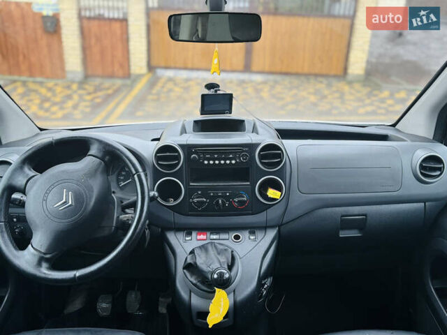 Білий Сітроен Берлінго, об'ємом двигуна 1.56 л та пробігом 176 тис. км за 6350 $, фото 14 на Automoto.ua