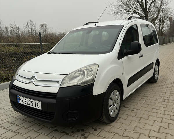 Білий Сітроен Берлінго, об'ємом двигуна 1.6 л та пробігом 260 тис. км за 5399 $, фото 2 на Automoto.ua