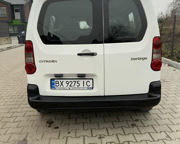 Білий Сітроен Берлінго, об'ємом двигуна 1.56 л та пробігом 260 тис. км за 5400 $, фото 7 на Automoto.ua