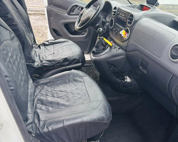 Білий Сітроен Берлінго, об'ємом двигуна 1.56 л та пробігом 176 тис. км за 6350 $, фото 25 на Automoto.ua