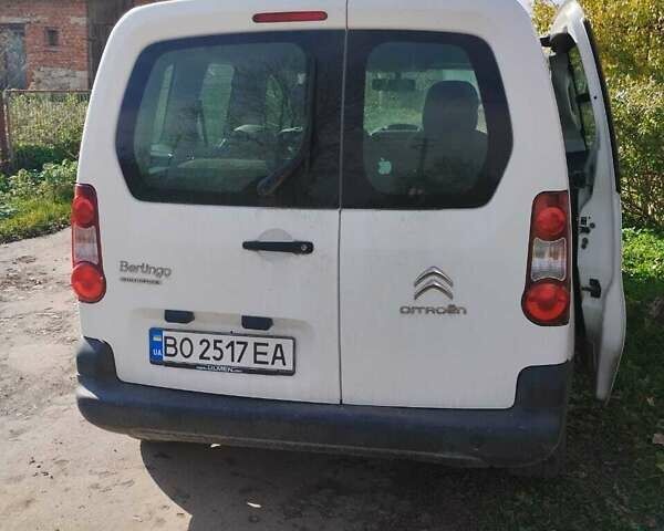 Білий Сітроен Берлінго, об'ємом двигуна 1.56 л та пробігом 147 тис. км за 7300 $, фото 2 на Automoto.ua