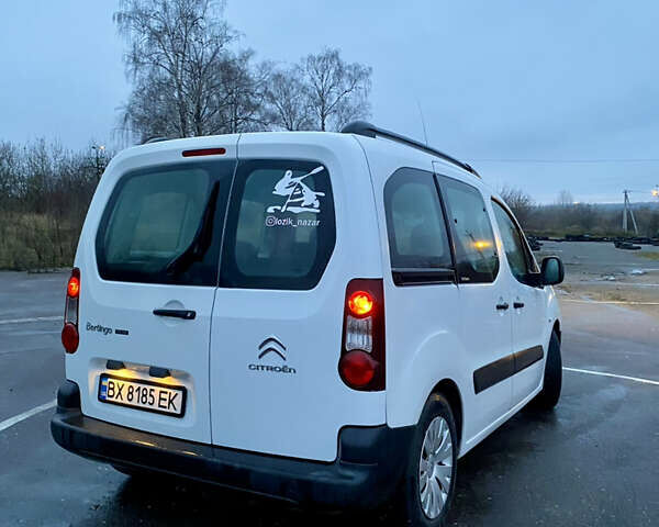 Белый Ситроен Берлинго, объемом двигателя 1.6 л и пробегом 163 тыс. км за 6800 $, фото 5 на Automoto.ua